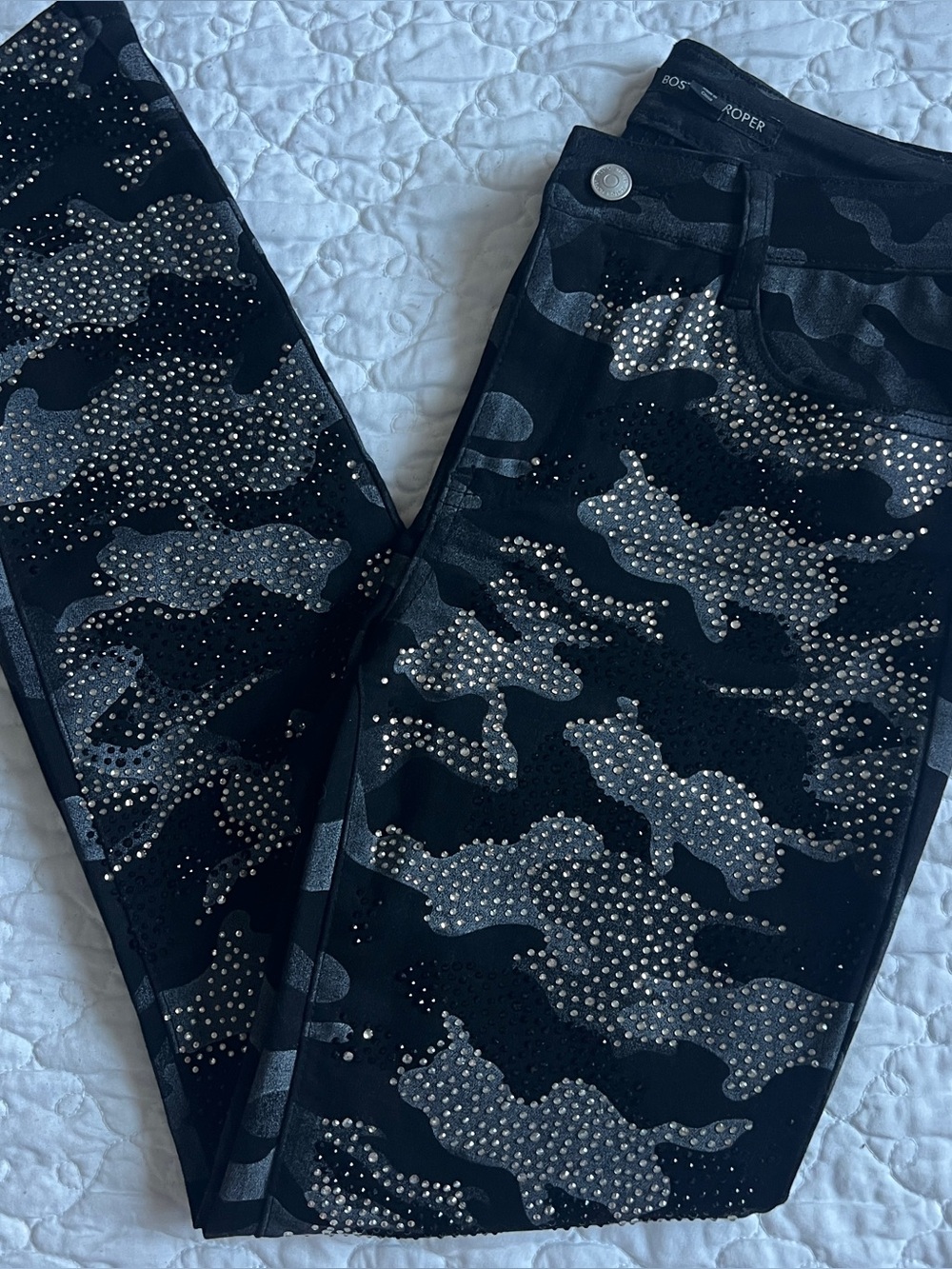 Boston Proper Camo Rhinestone Crystal Embellished High Rise Ankle Jeans Size 6